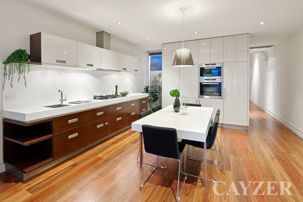 Gallery: 370 Richardson Street