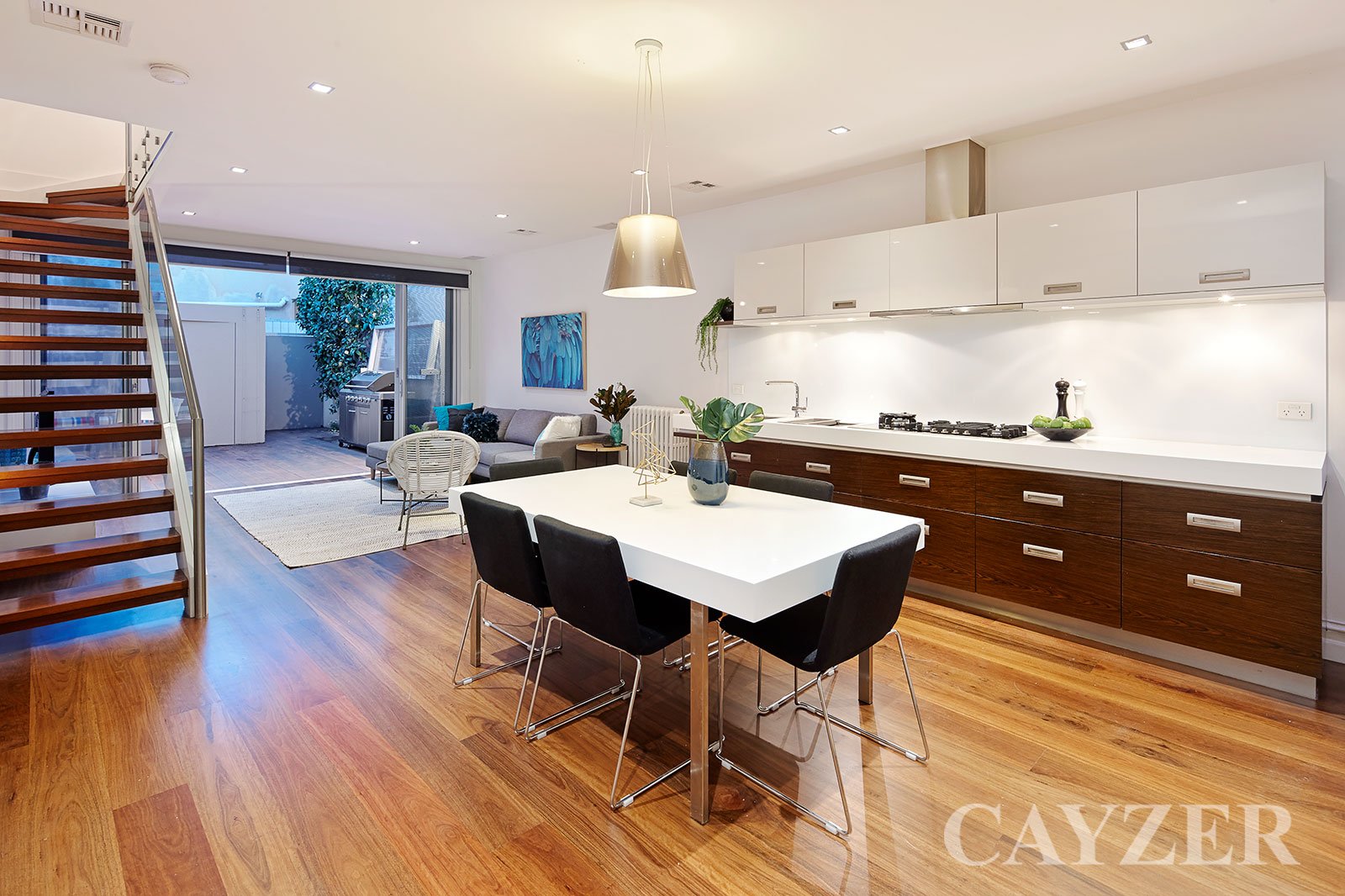Gallery: 370 Richardson Street