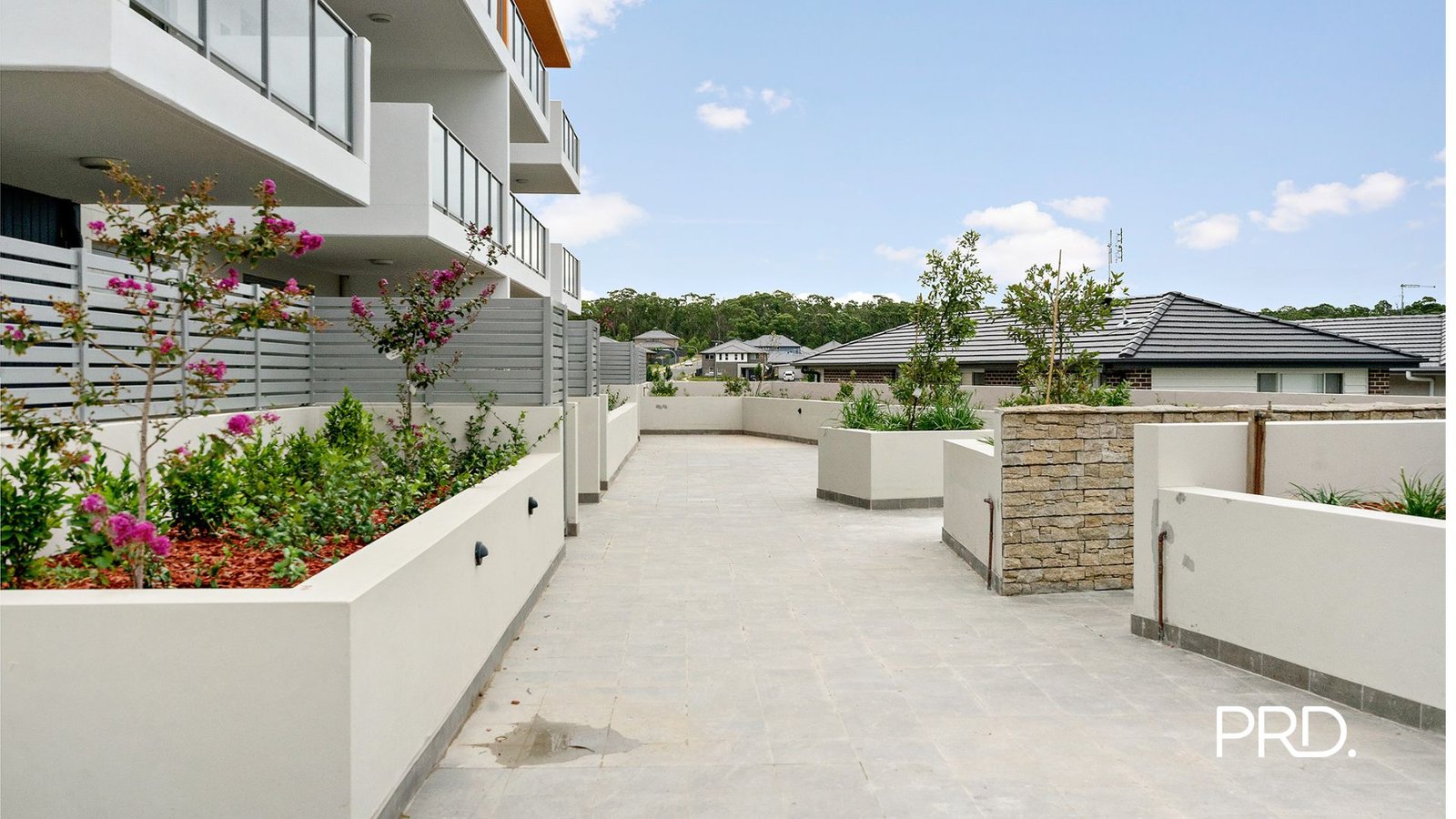 3/71 Deerubbin Dr  Glenmore Park 1