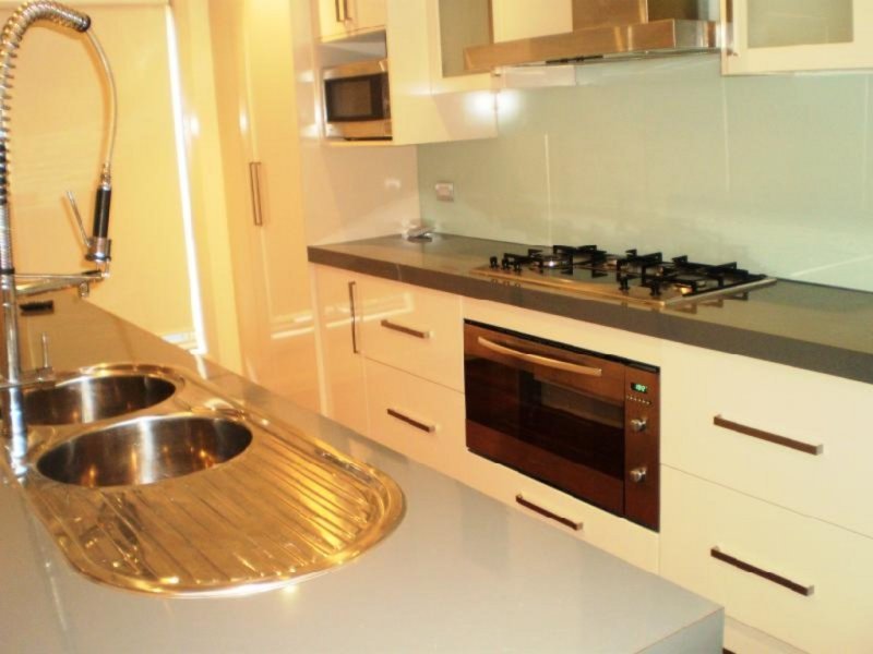 Gallery: 371 Mason Street