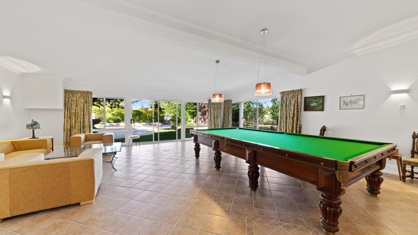 371 Mayfield Road LARBERT 12