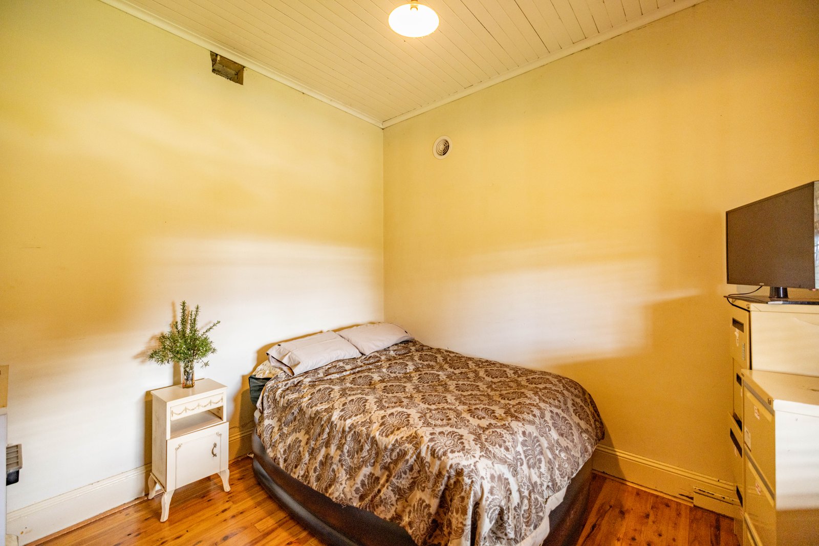 371 Snowy Mountains Highway TUMUT 18