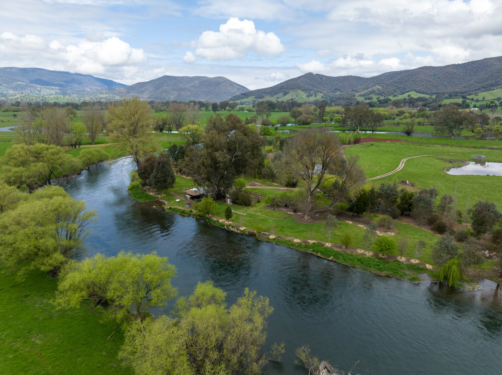 371 Snowy Mountains Highway TUMUT 27