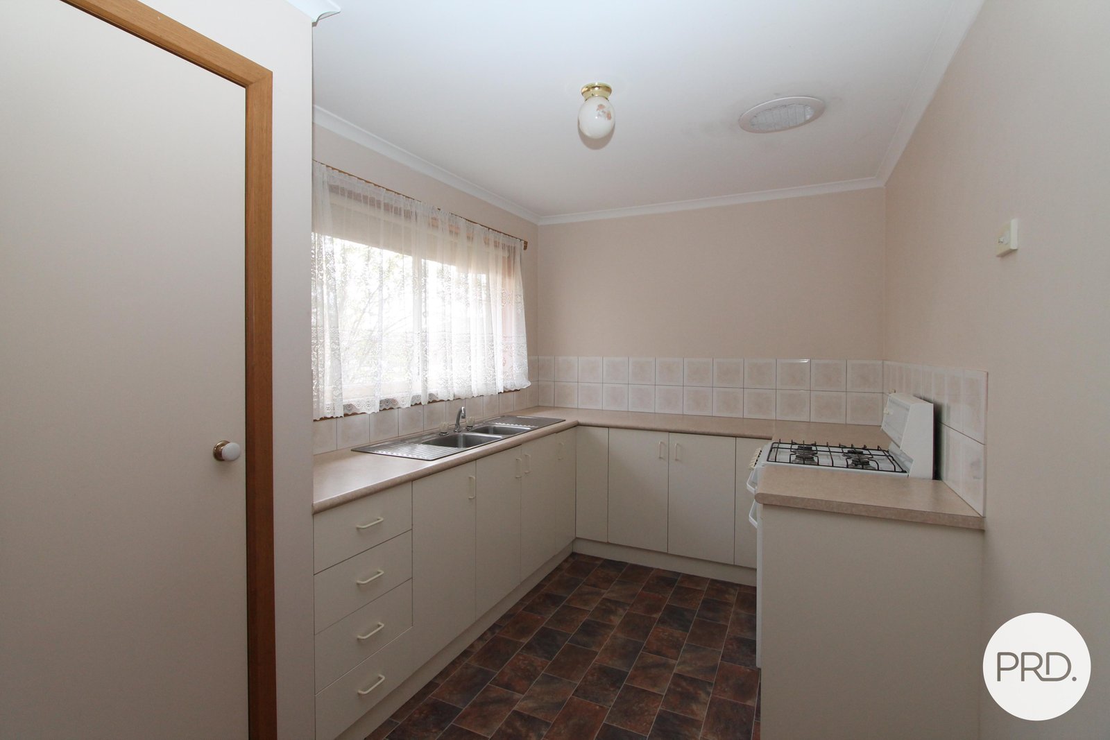 3/714 Skipton Street REDAN 2