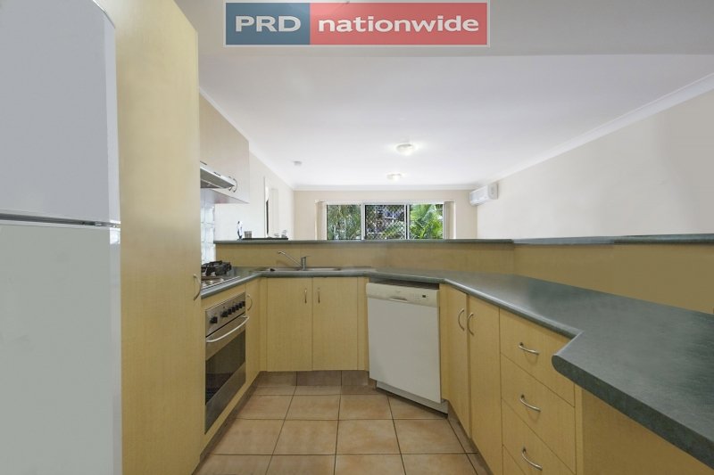 37/148 Marine Parade SOUTHPORT 6