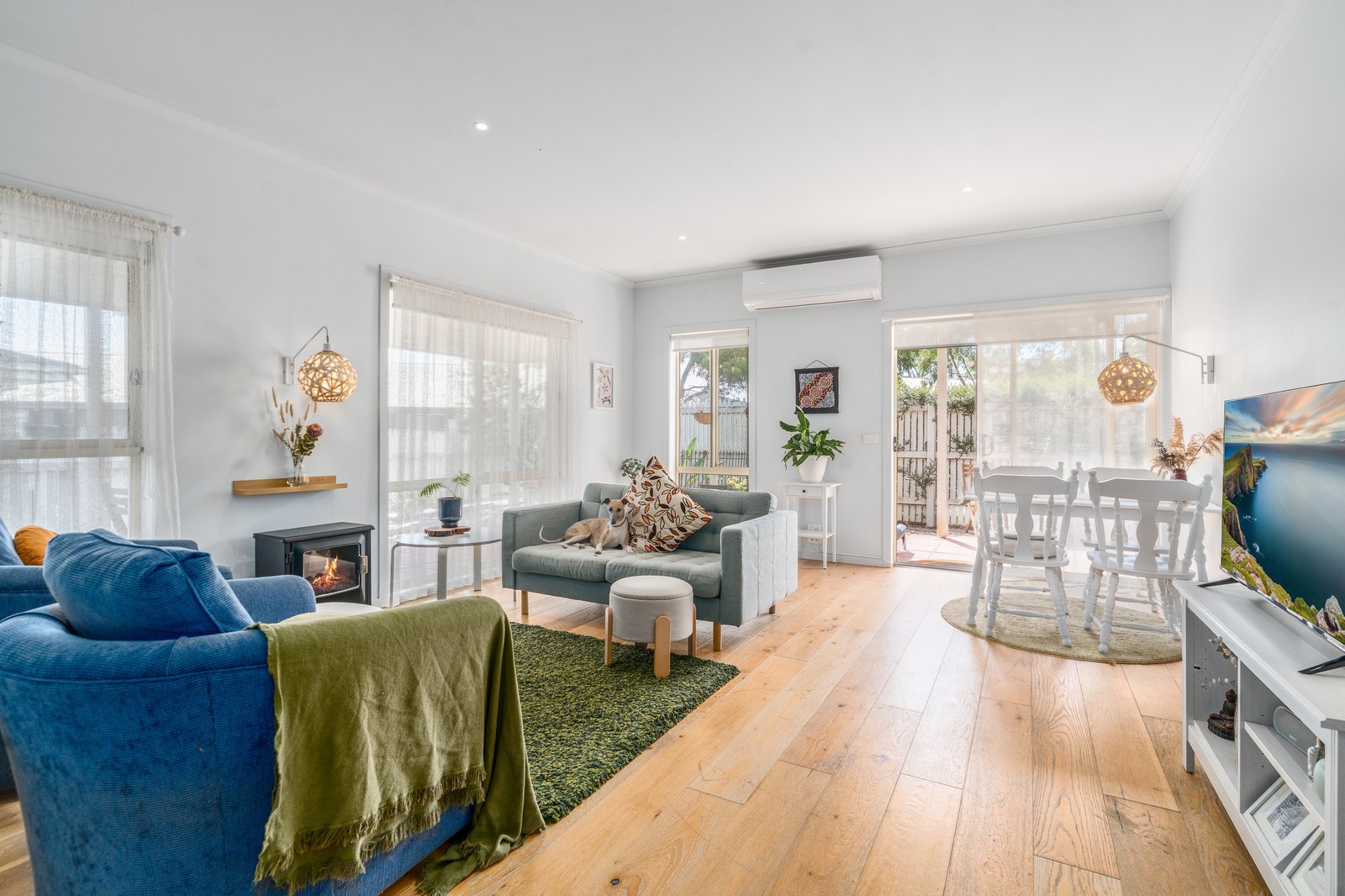 Gallery: 37/180 Cox Road