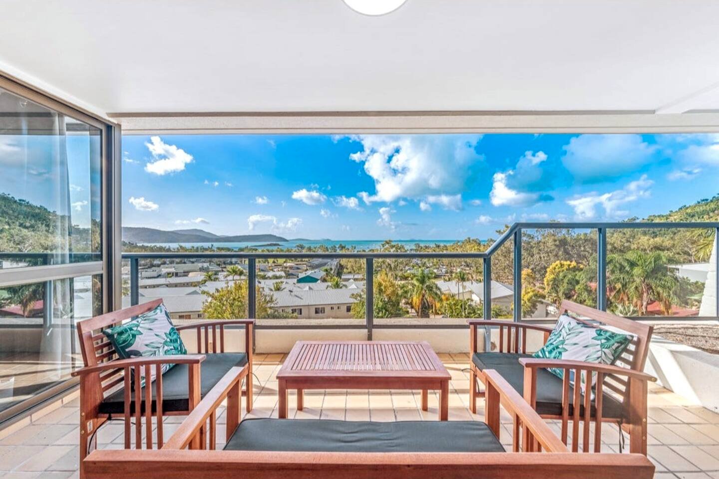 37/2-6 Eshelby Drive CANNONVALE 7