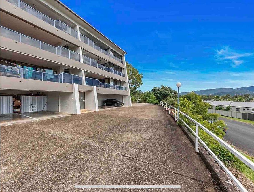 37/2-6 Eshelby Drive CANNONVALE 11