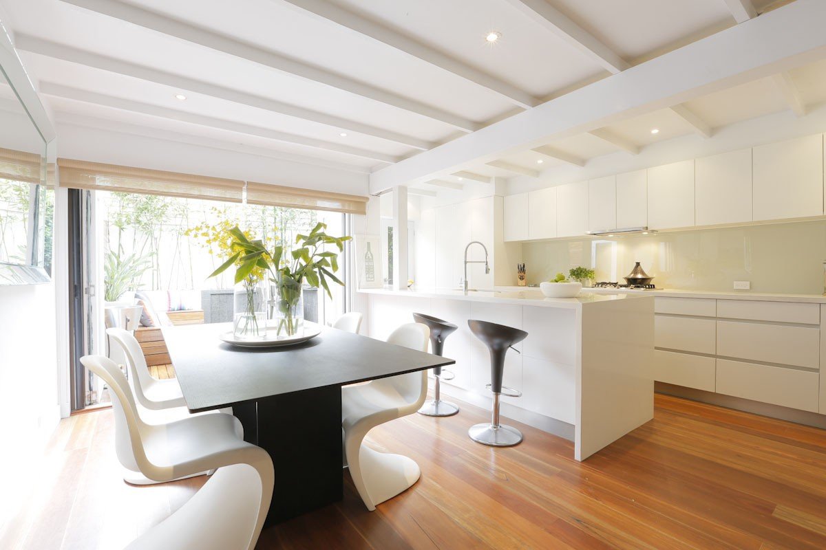 Gallery: 3/72 Derham Street