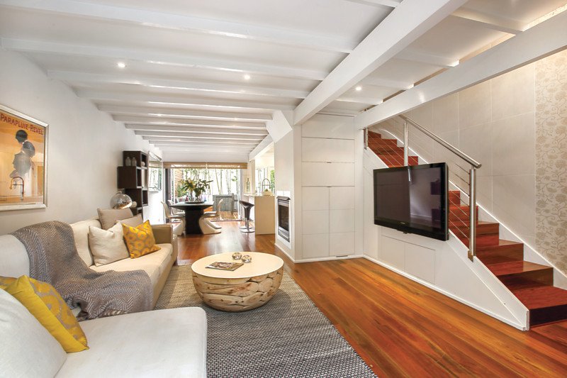 Gallery: 3/72 Derham Street