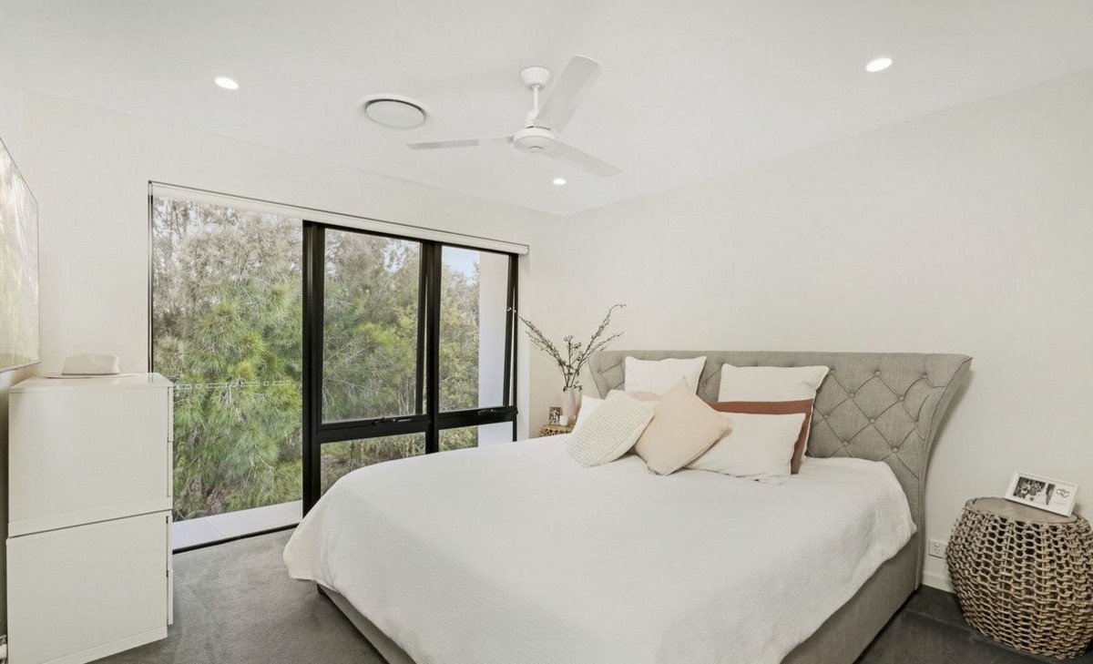 3/72 Galeen Drive Burleigh Waters 5