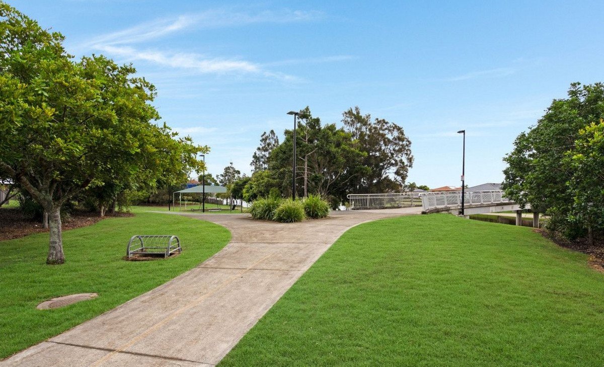 3/72 Galeen Drive Burleigh Waters 14