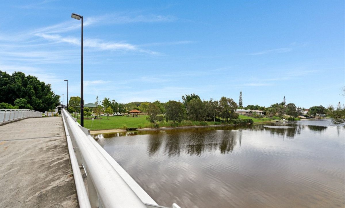3/72 Galeen Drive Burleigh Waters 15