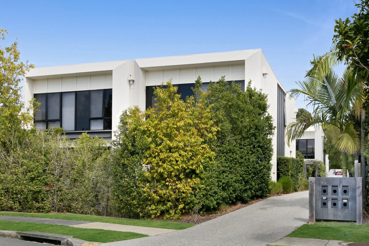3/72 Galeen Drive Burleigh Waters 17
