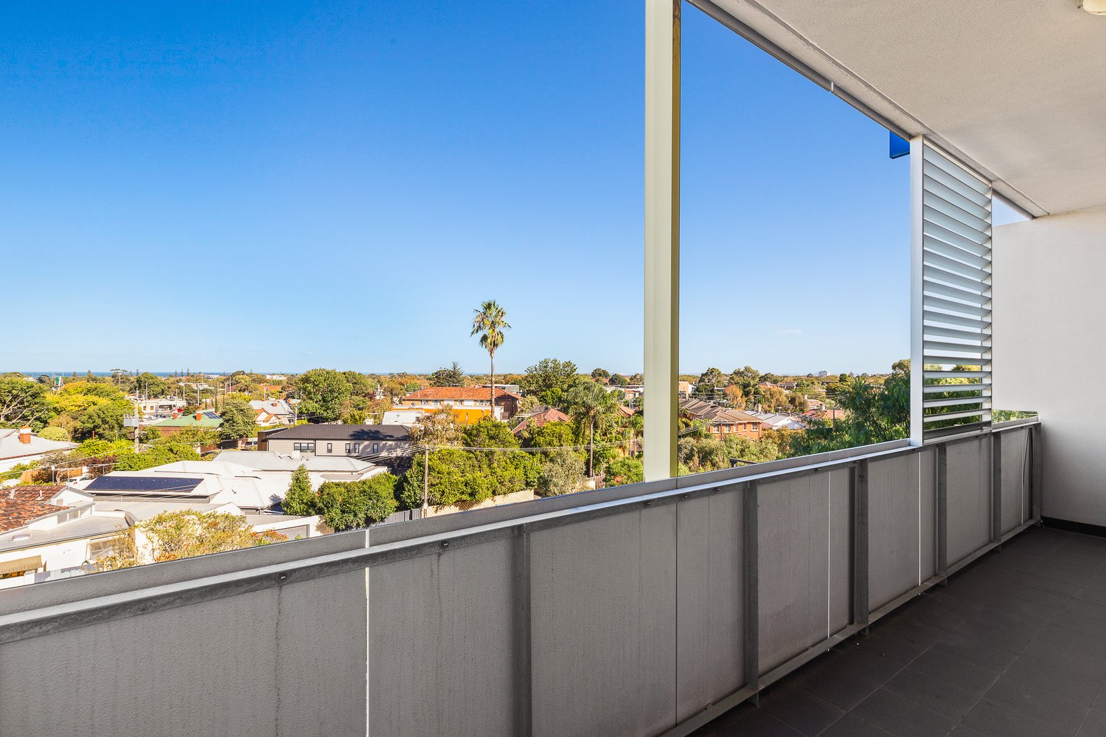 Gallery: 37/2 Gordon Street