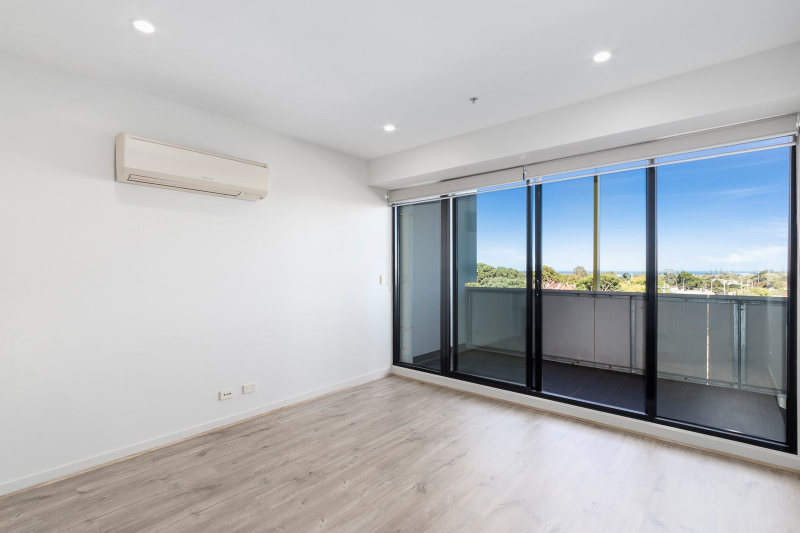 Gallery: 37/2 Gordon Street