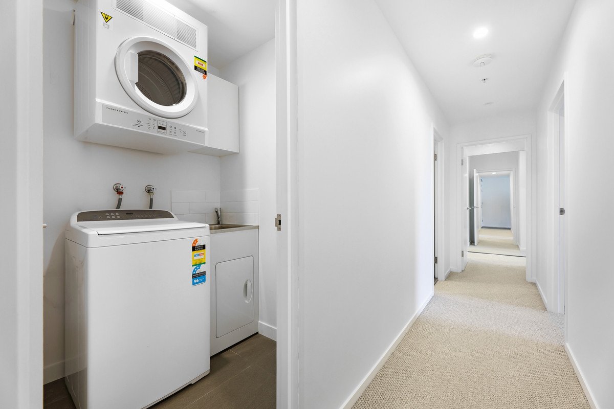 3/72 The Esplanade Burleigh Heads 16