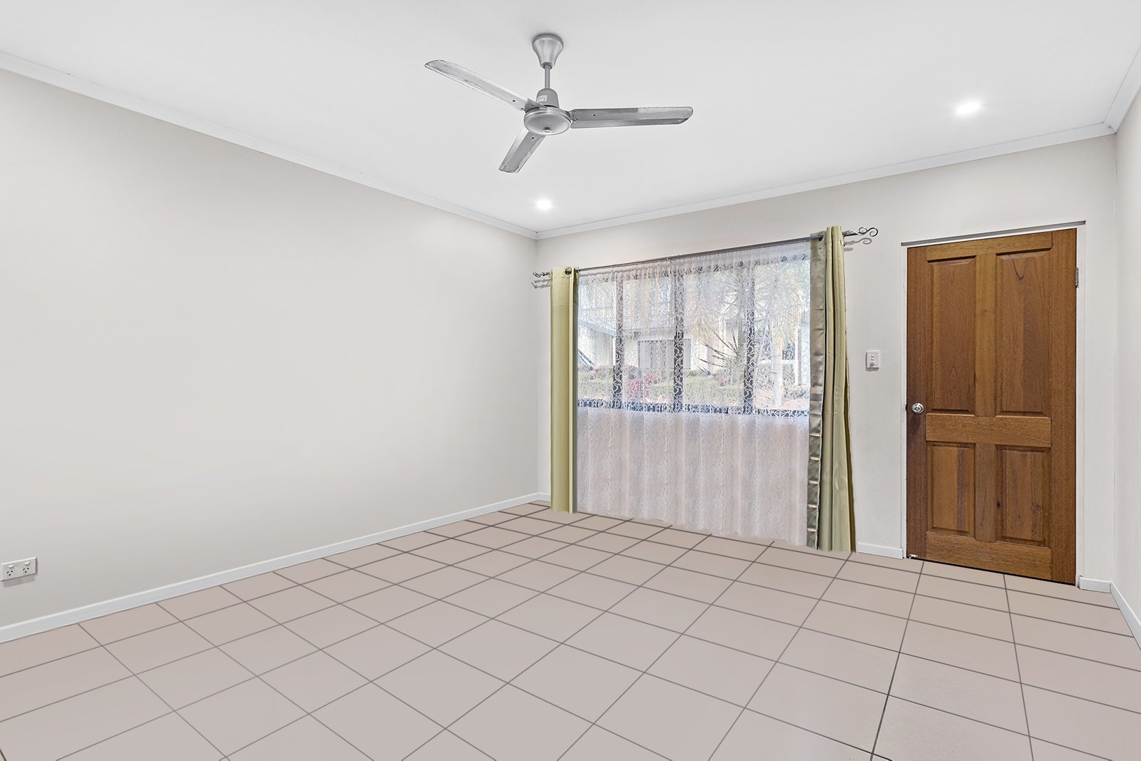 37/25 Abell Road CANNONVALE 7