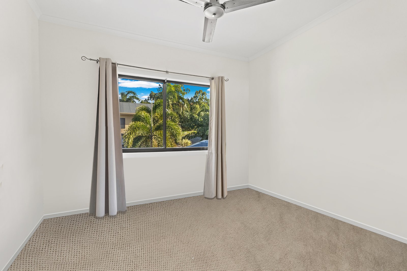 37/25 Abell Road CANNONVALE 9