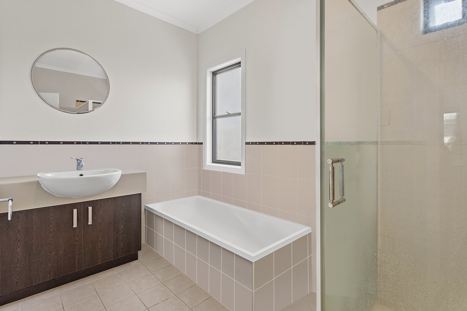 37/25 Abell Road CANNONVALE 10