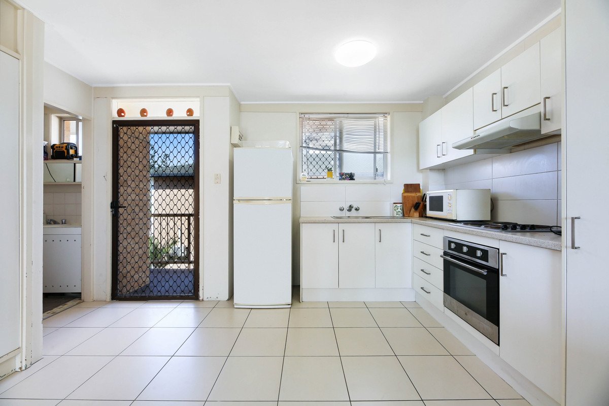 37/286 The Esplanade Miami 4