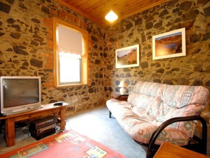 373 Albert Street SEBASTOPOL 3