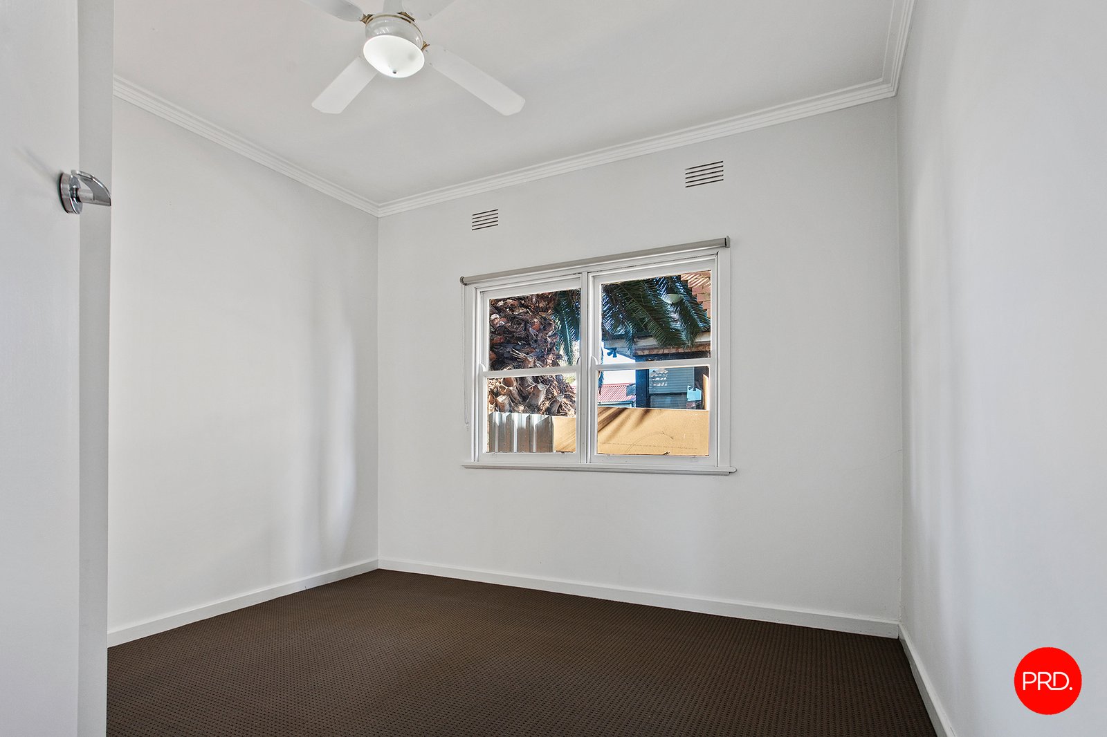 373 High Street GOLDEN SQUARE 9