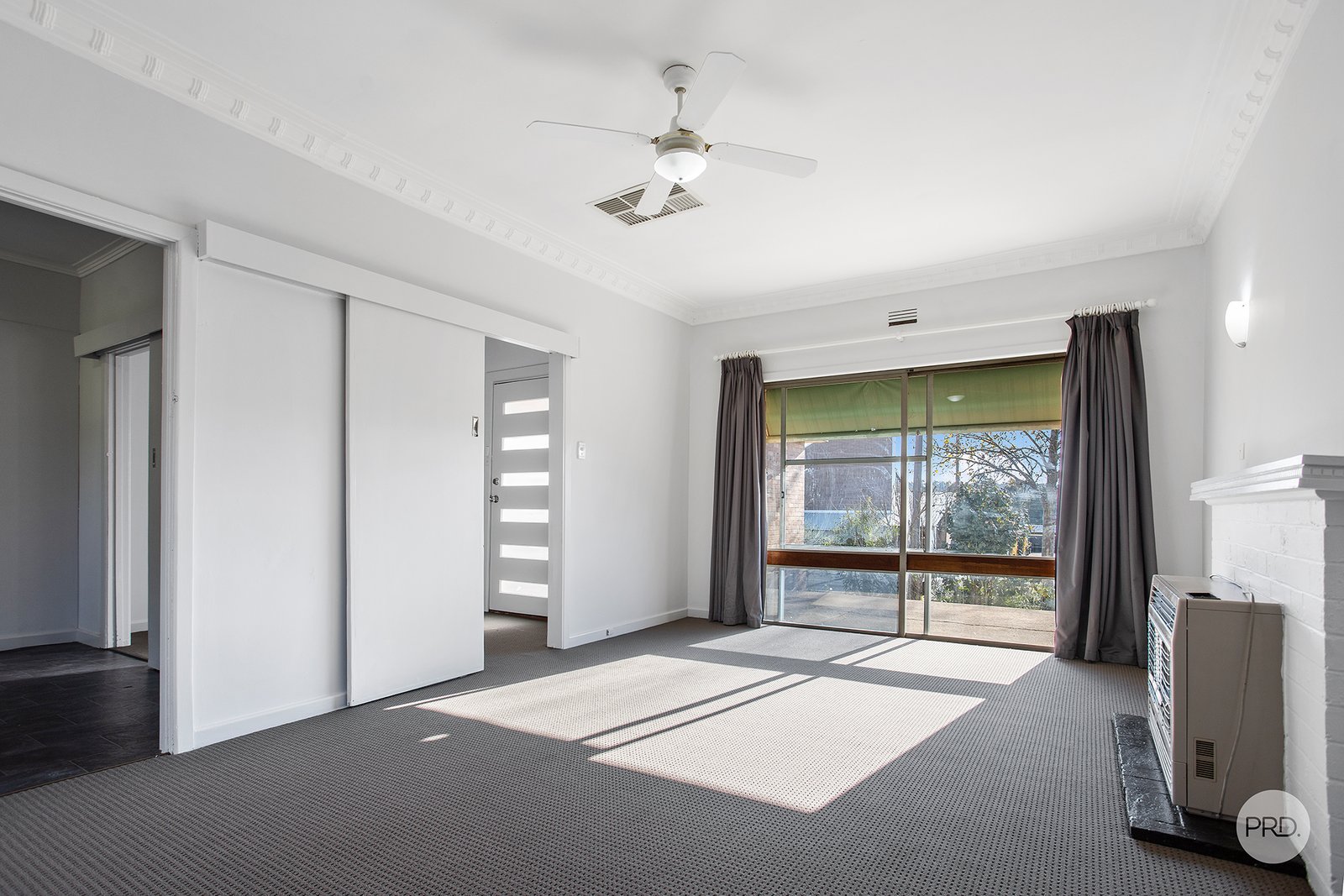 373 High Street GOLDEN SQUARE 4