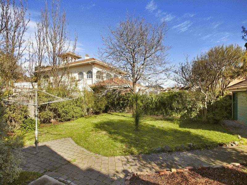 Gallery: 373 St Kilda Street