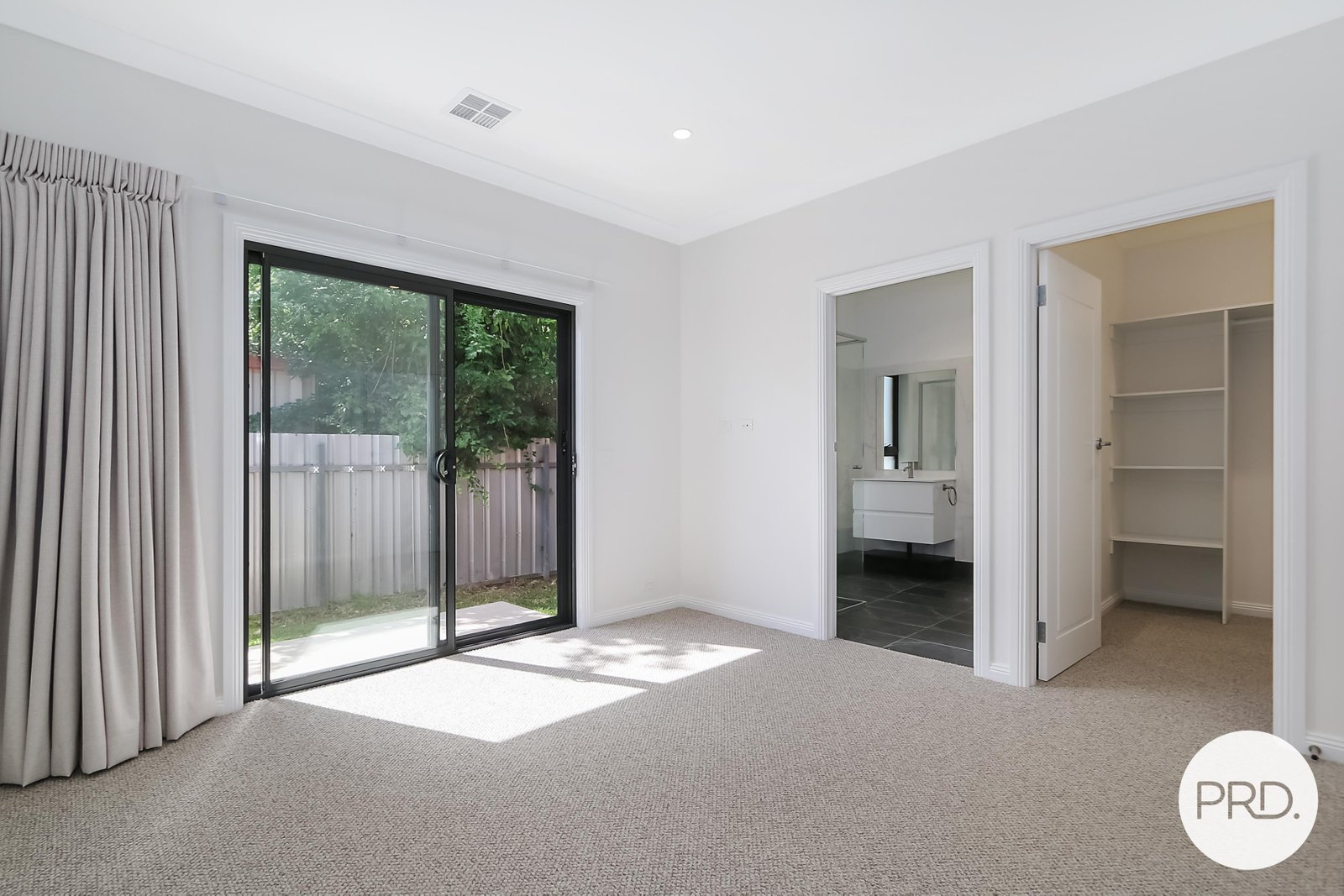 3/732 Wood Street ALBURY 5