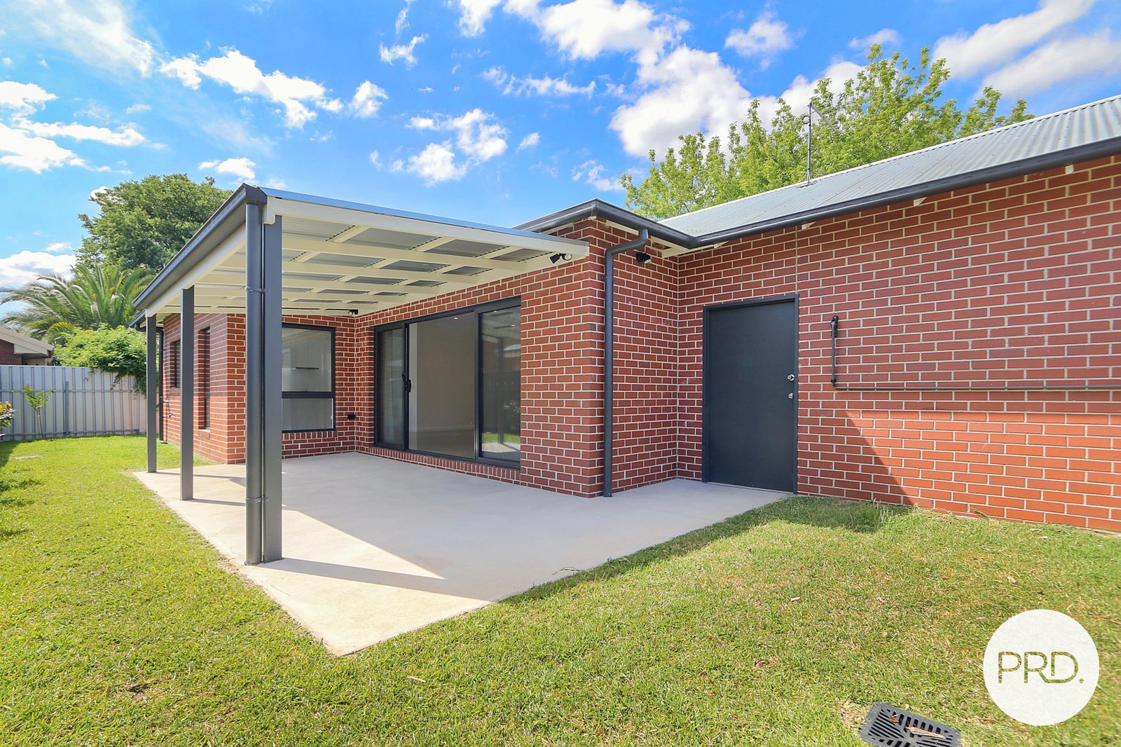 3/732 Wood Street ALBURY 9