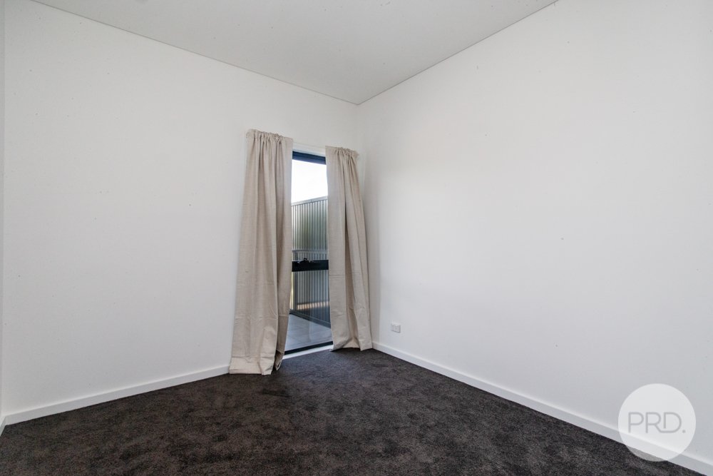 37/37 Bradley Street GLENMORE PARK 9