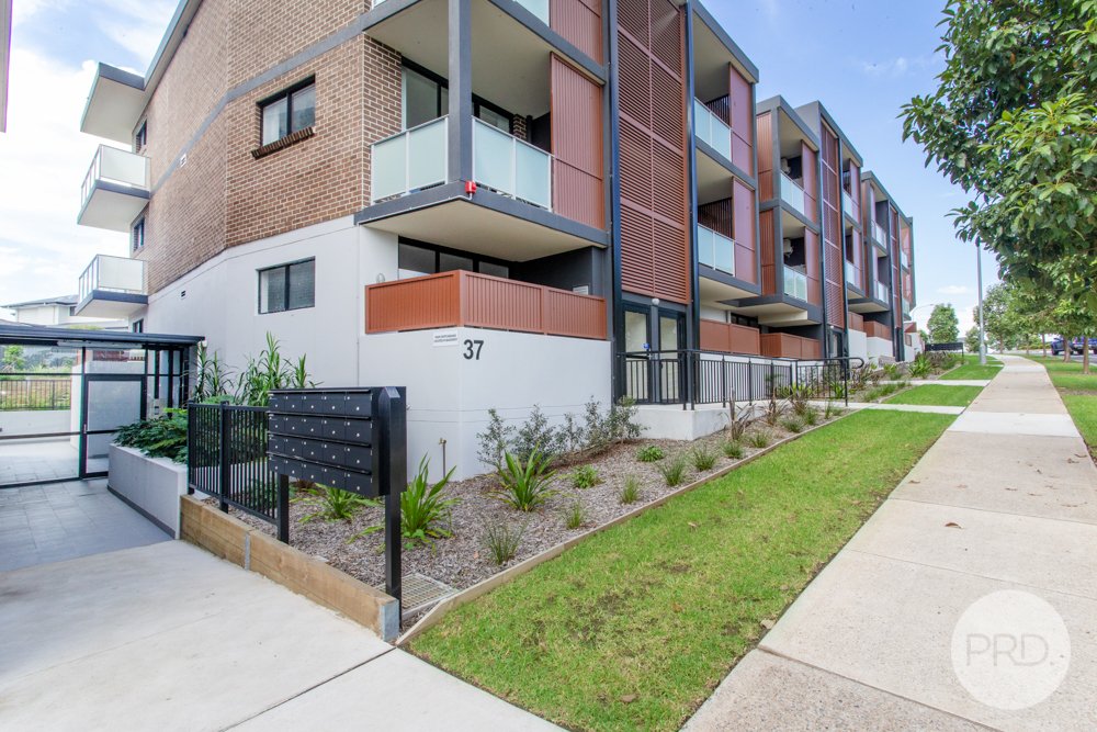 37/37 Bradley Street GLENMORE PARK 12