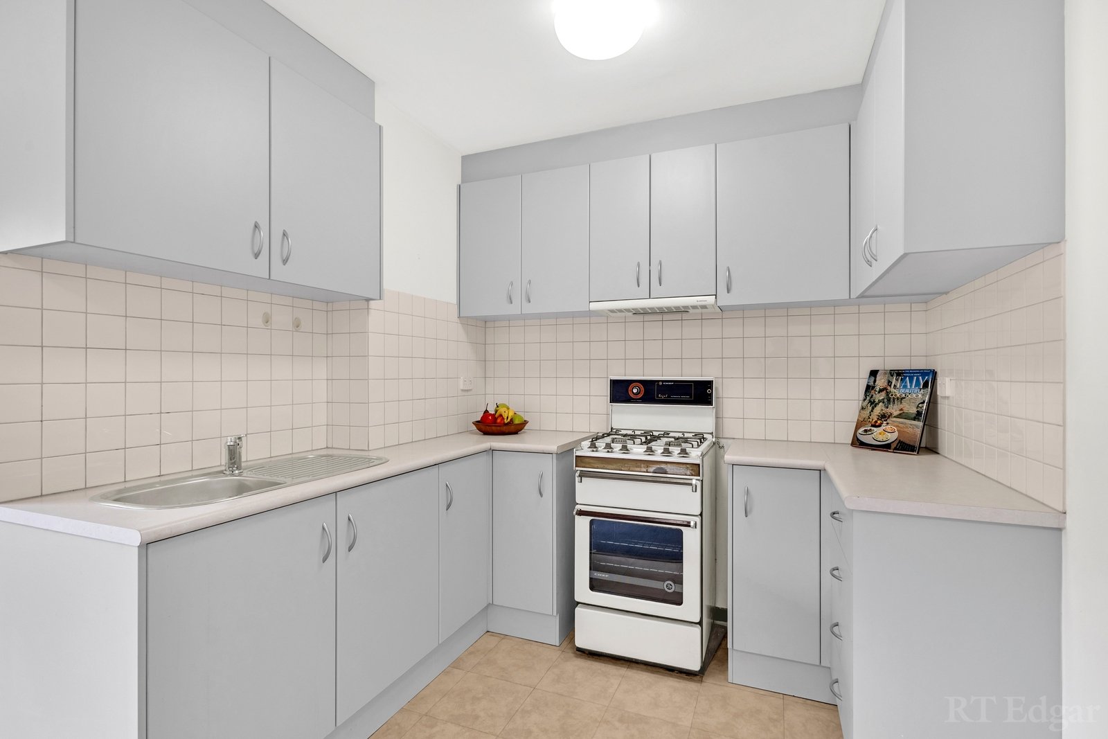 Real Estate and Property in 3/74-76 Thames Street, Box Hill North, VIC