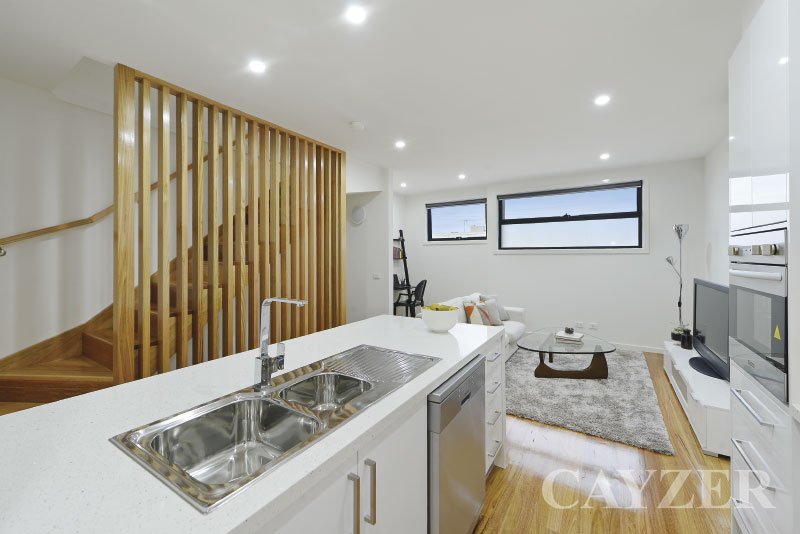 Gallery: 3/74 Nott Street