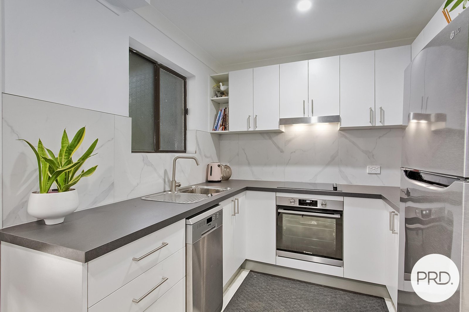 374 Ocean Drive WEST HAVEN 4