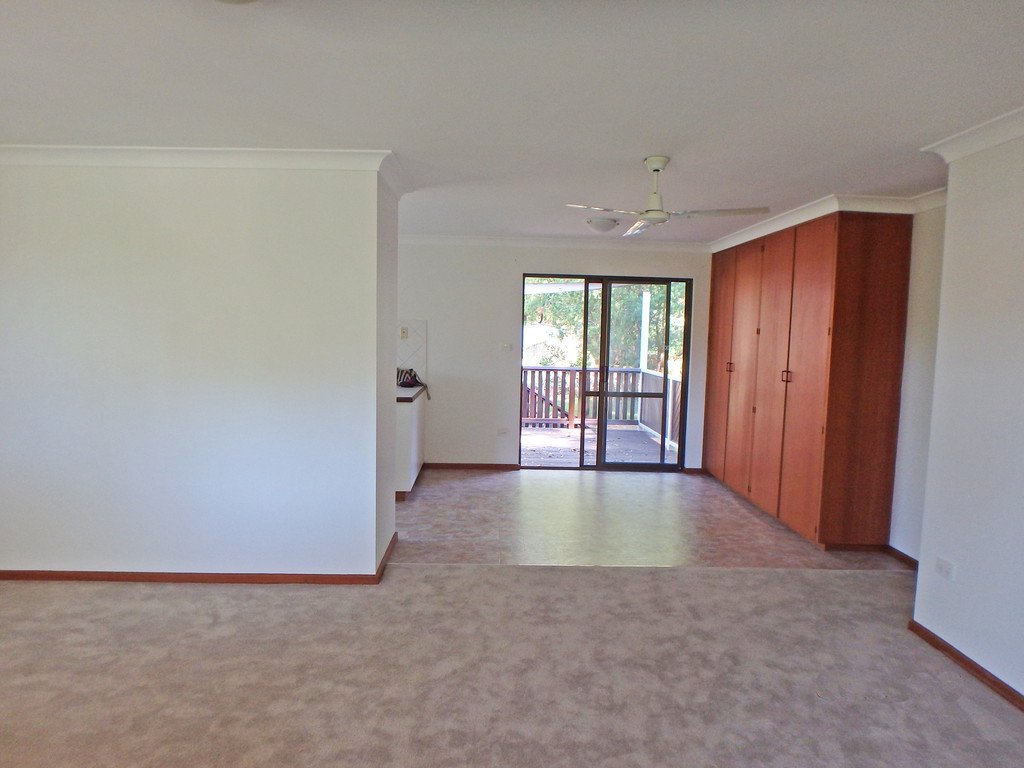 374 Ocean Drive WEST HAVEN 4