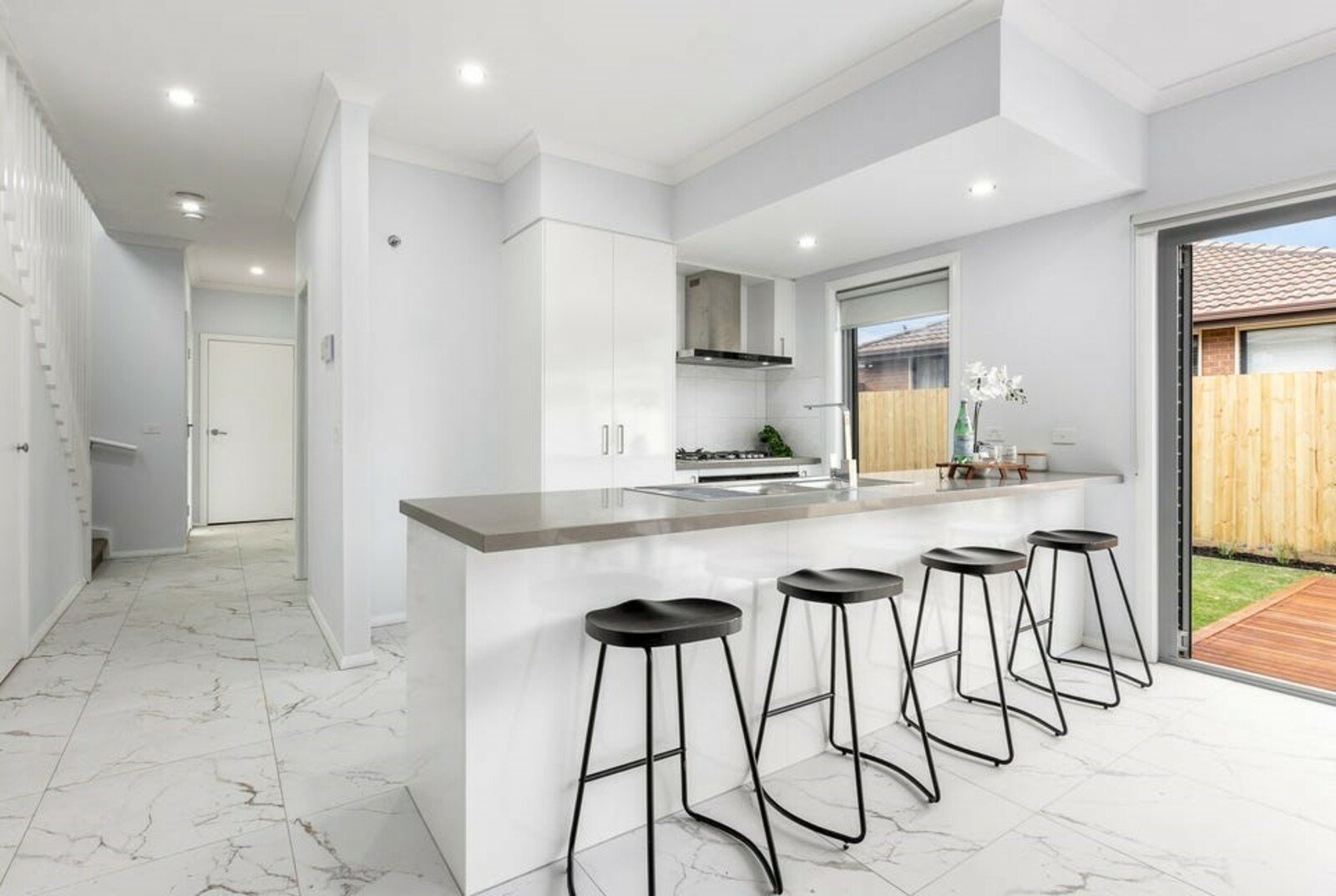 Gallery: 3/74 Scotsburn Avenue