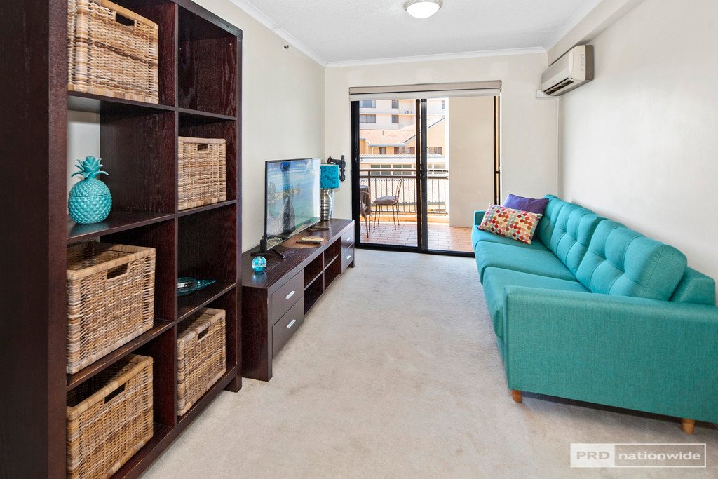 37/452 Marine Parade BIGGERA WATERS 3