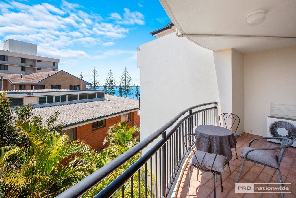 37/452 Marine Parade BIGGERA WATERS 4