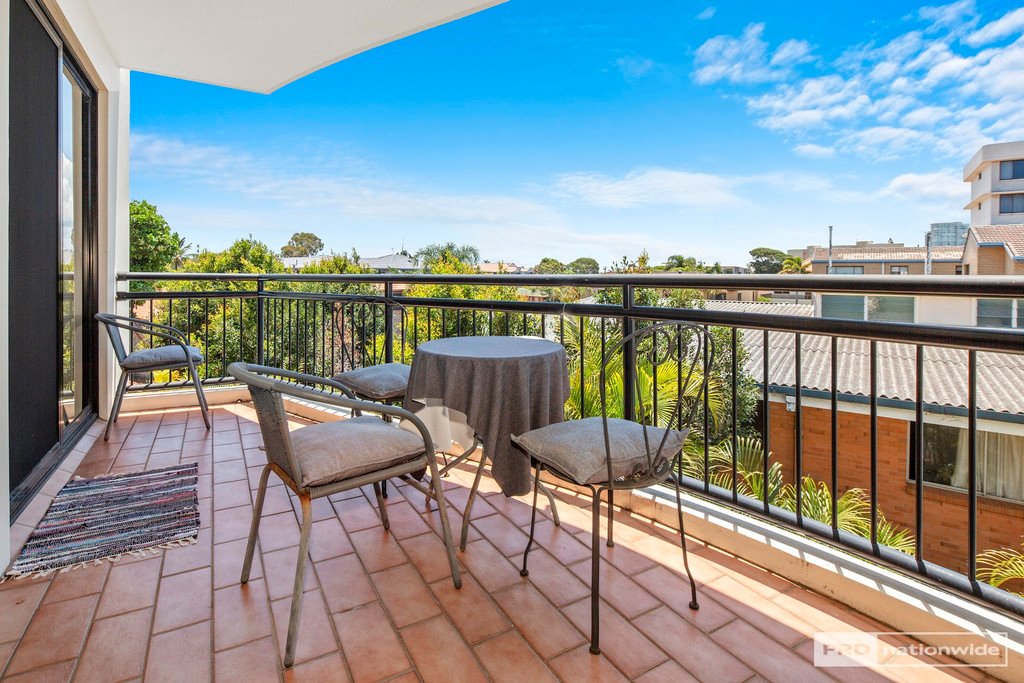 37/452 Marine Parade BIGGERA WATERS 5