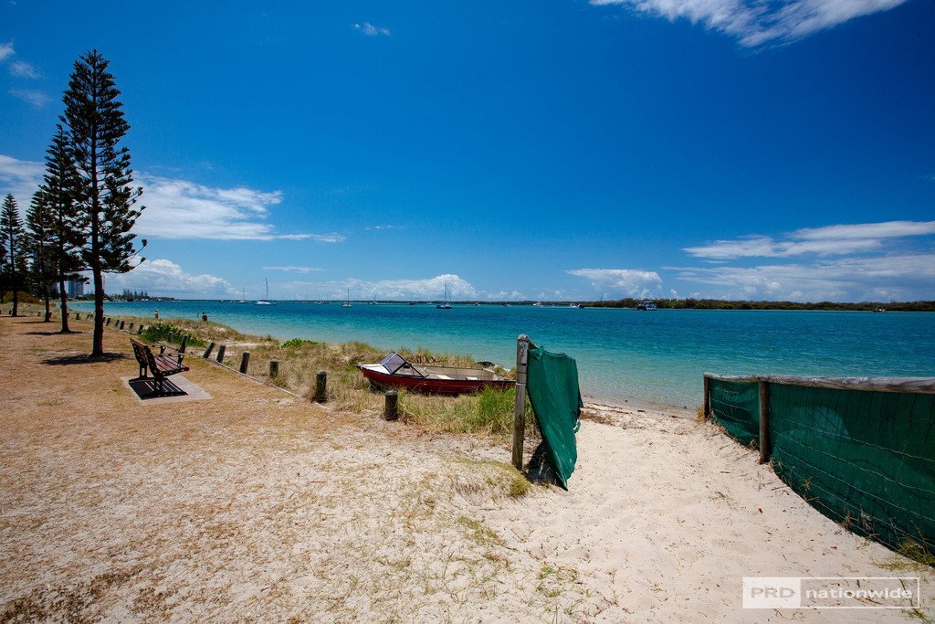 37/452 Marine Parade BIGGERA WATERS 8
