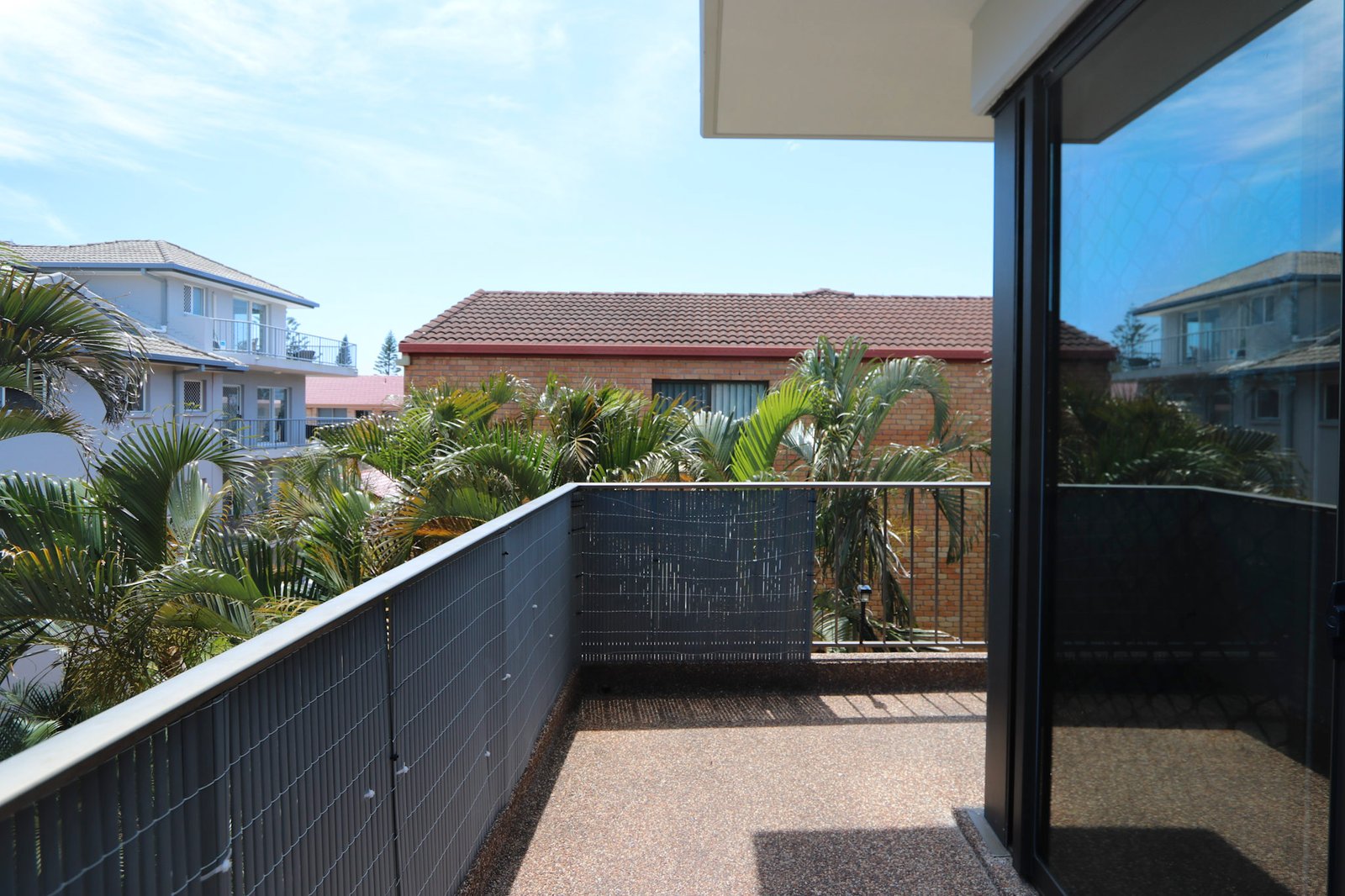 37/490 Marine Parade BIGGERA WATERS 3