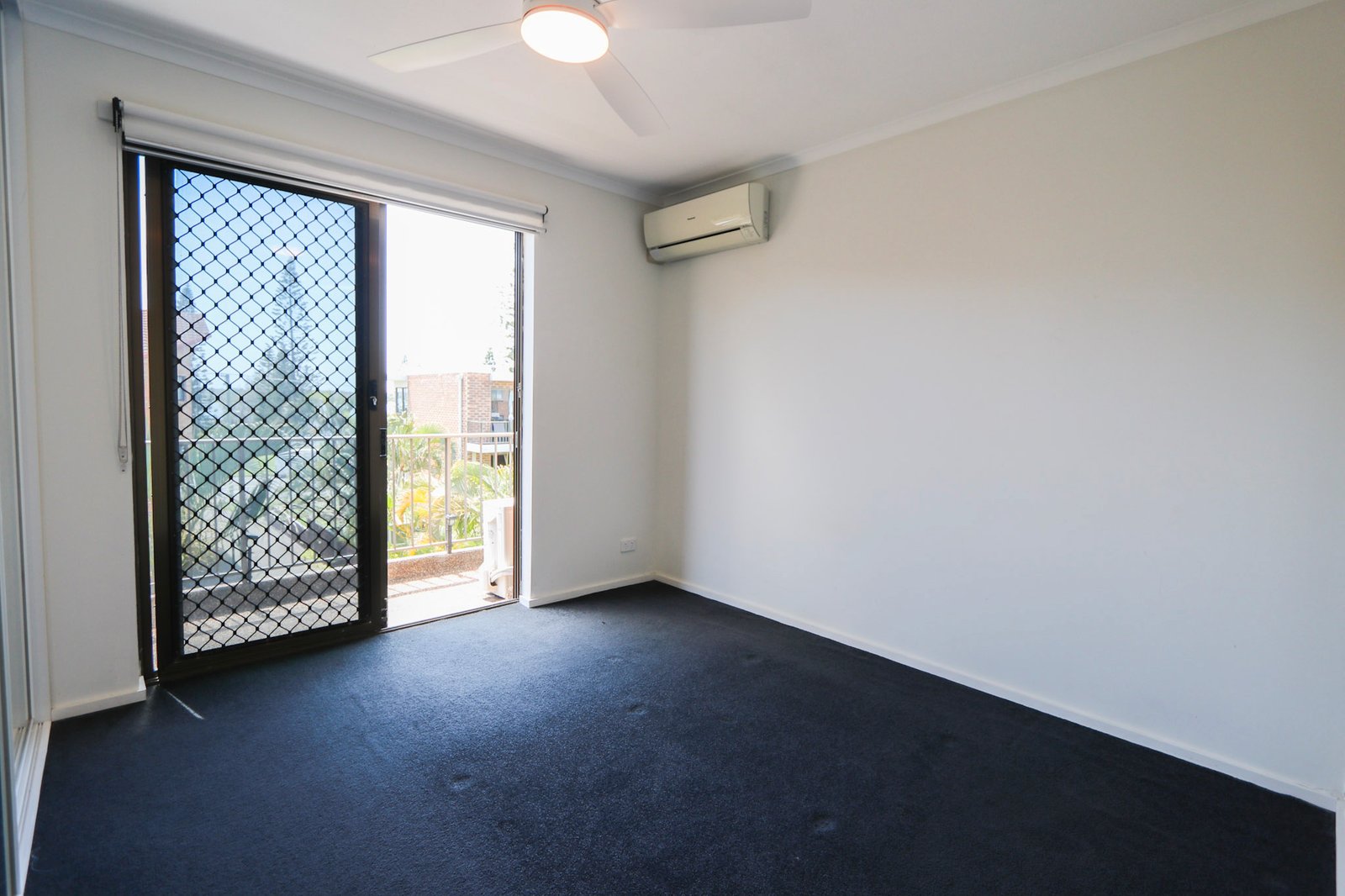 37/490 Marine Parade BIGGERA WATERS 10