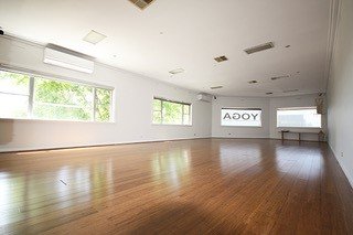 Gallery: 374a Warrigal Road