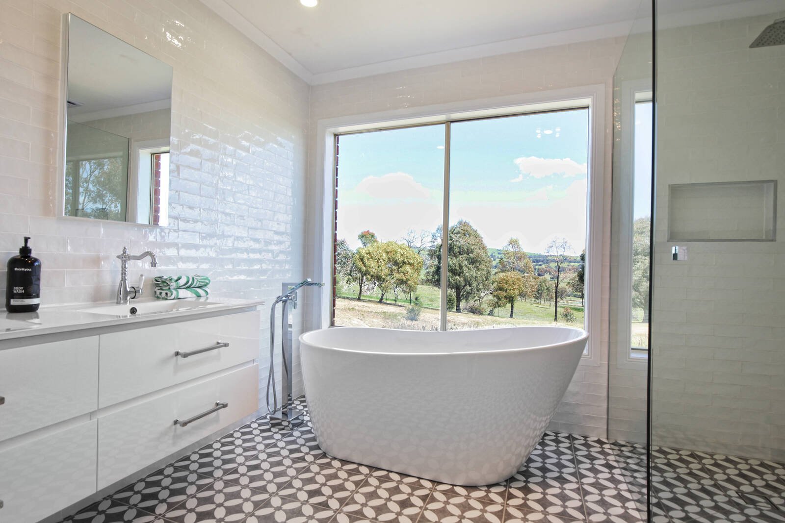 Real Estate and Property in 375 Dry Creek Road, Kilmore East, VIC