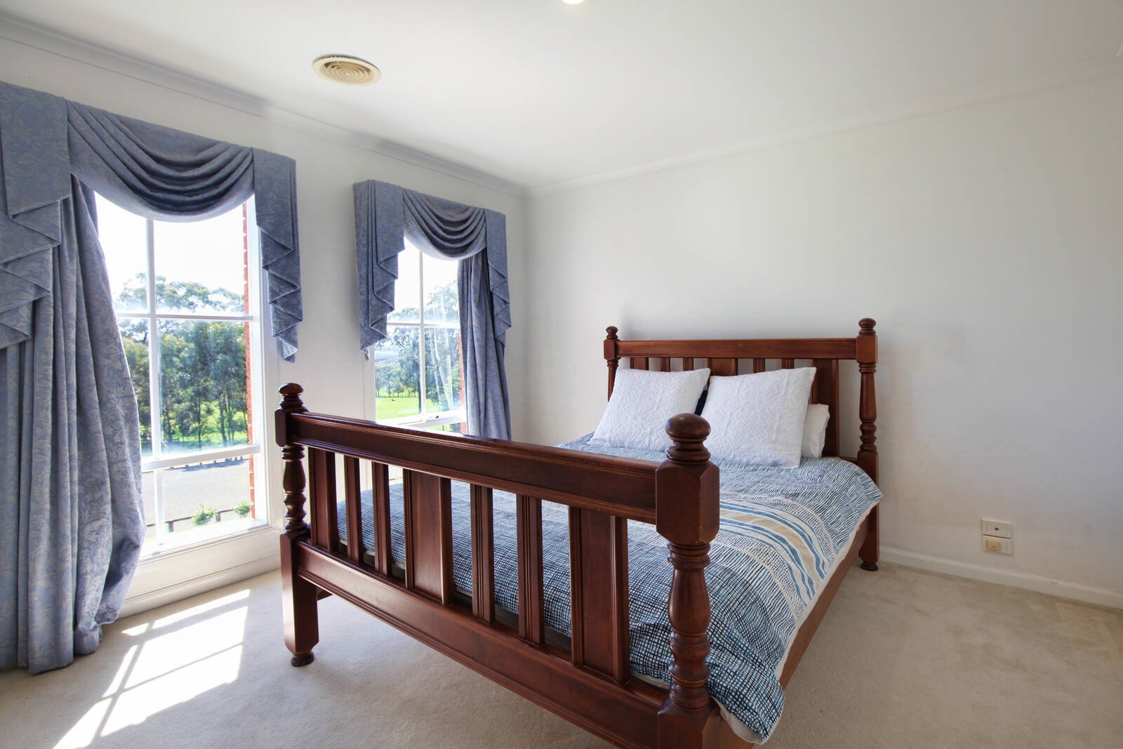 Real Estate and Property in 375 Dry Creek Road, Kilmore East, VIC