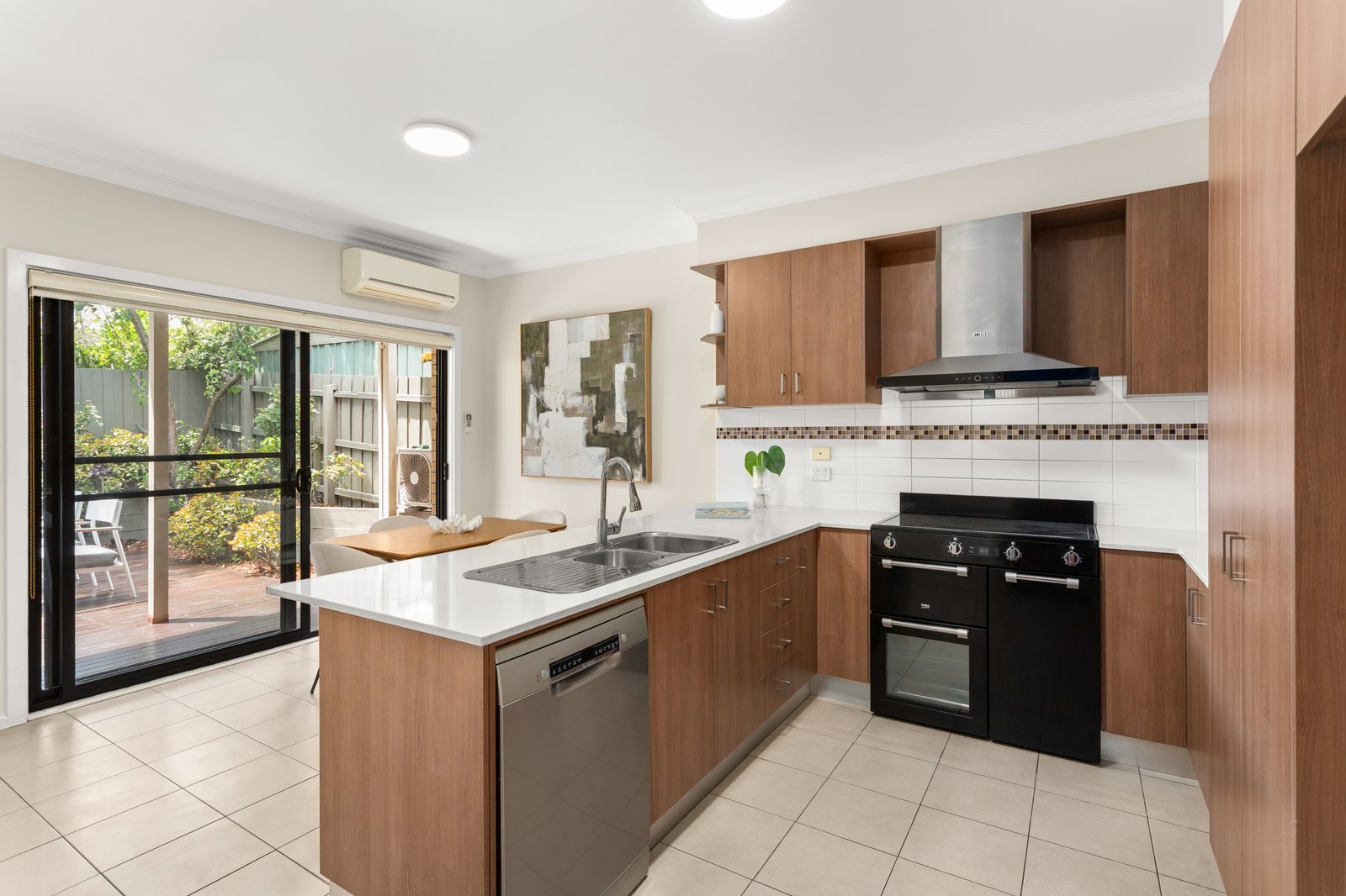 Gallery: 3/75 Power Avenue