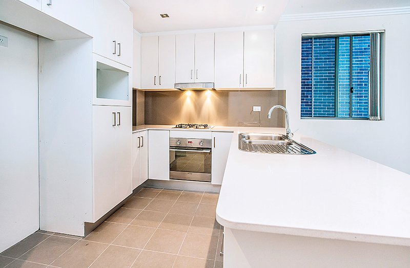 37/553 New Canterbury Road DULWICH HILL 2