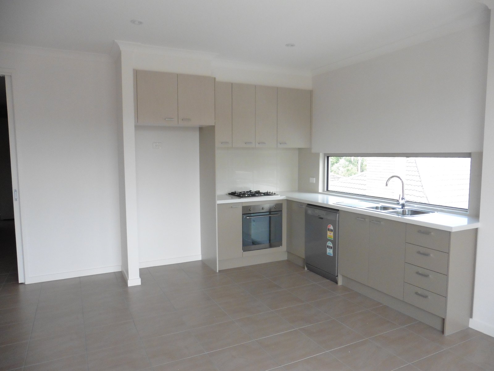 Gallery: 3/76 Chesterville Road